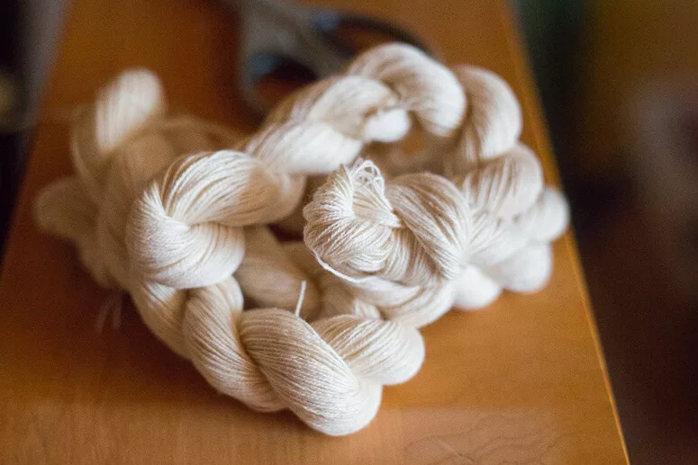 Mini-skeins of 8/2 cotton, waiting to be dyed in Procion