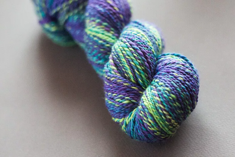 Tea Leaves colourway in Superwash Merino+Nylon