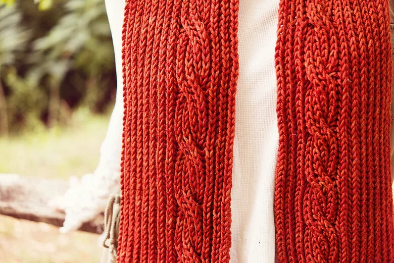 Adamello by Kristen TenDyke. Fall with SweetGeorgia. Scarf brioche knitting pattern.