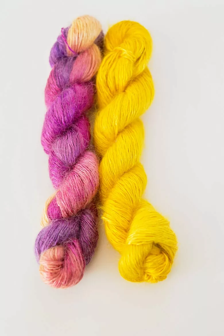 Colourful Playful Stitches. Silk Fog in Saffron and Honey Fig. Free lace stitch pattern. 