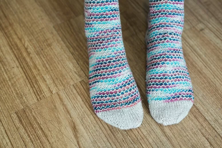Broken Seed Stitch Socks, using January 2017 Fast Forward plus Birch