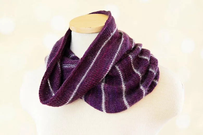 Perpendicular Lines cowl knittinng pattern by Meg Roke with SweetGeorgia Yarns.