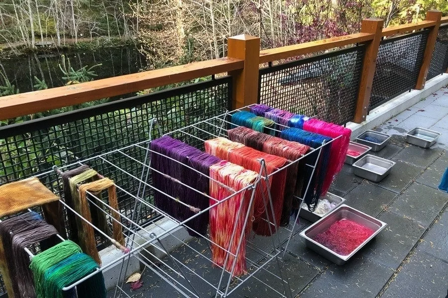 Drying hand-dyed yarns outside