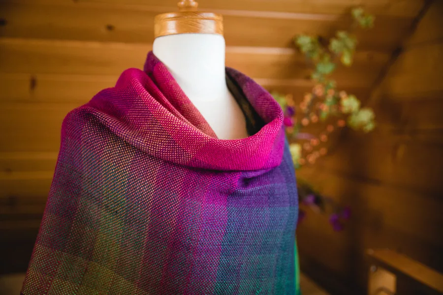 Handwoven Colour Gamp Shawl