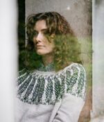 Weightless colourwork knitting pattern designed by Anna Johanna