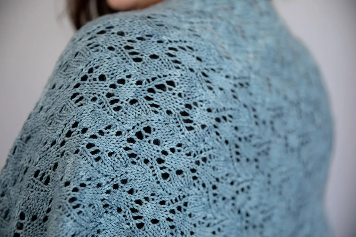 Blue Canoe shawl knitting pattern by Tabetha Hedrick