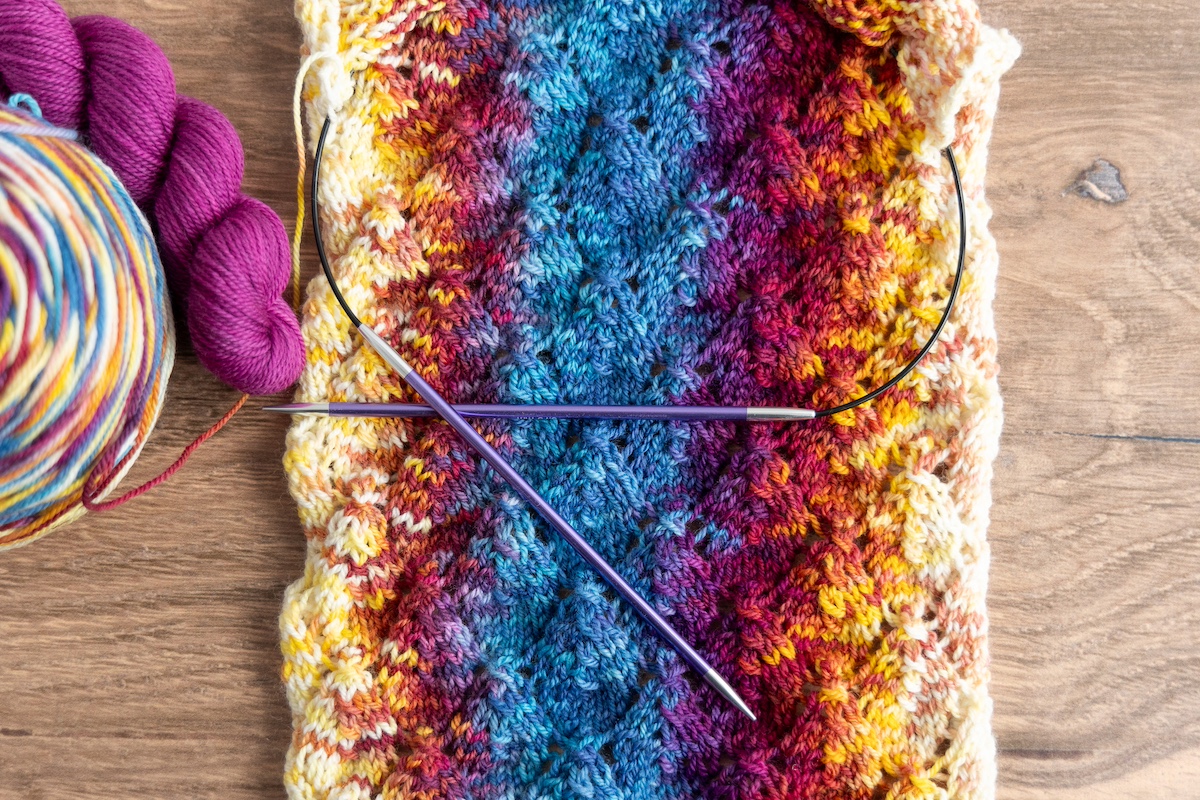 Knitting the Fairy Leaves colour pooling stole pattern with SweetGeorgia hand-painted yarn