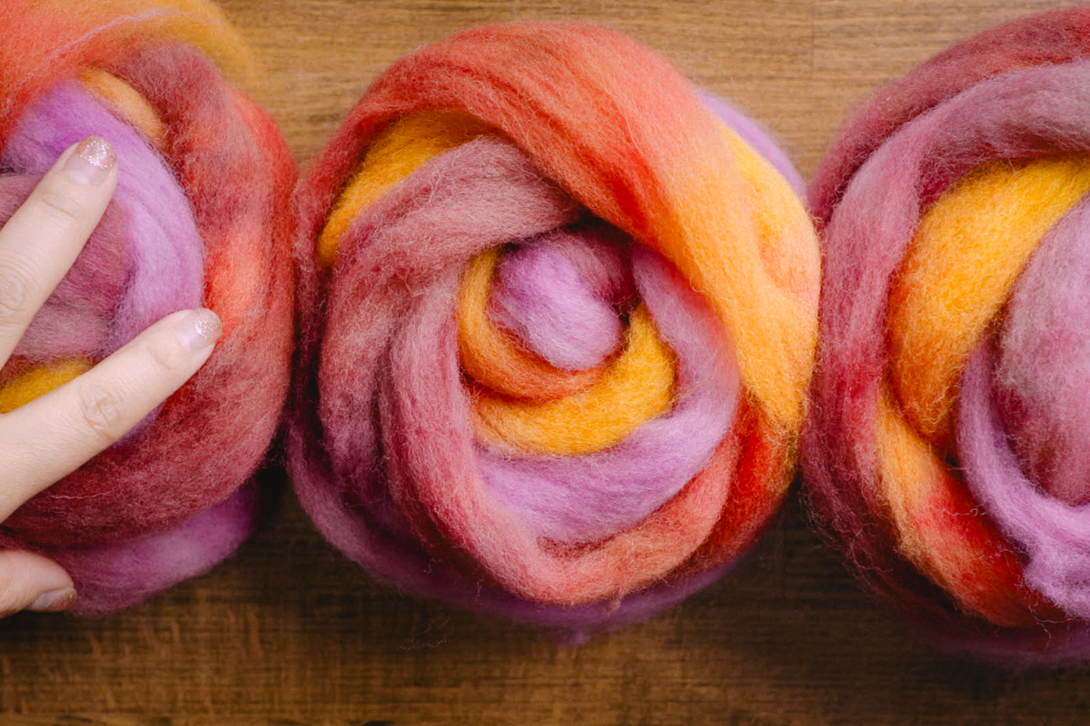 Charollais spinning fibre in "Summer Sunsets"