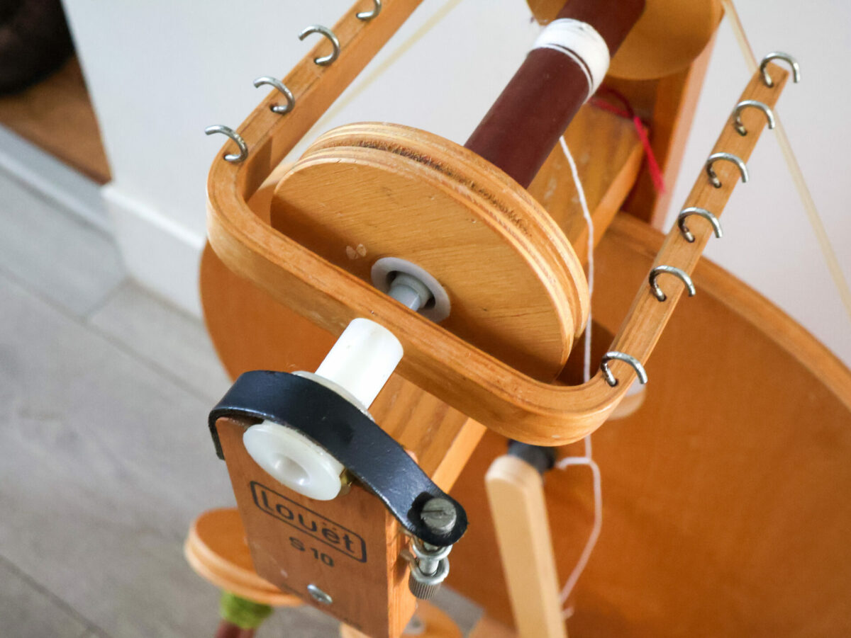 Louet Irish tension wheel.