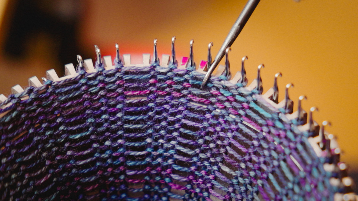 Close up of how I crank ribbed socks without a ribber on an Erlbacher Speedster CSM