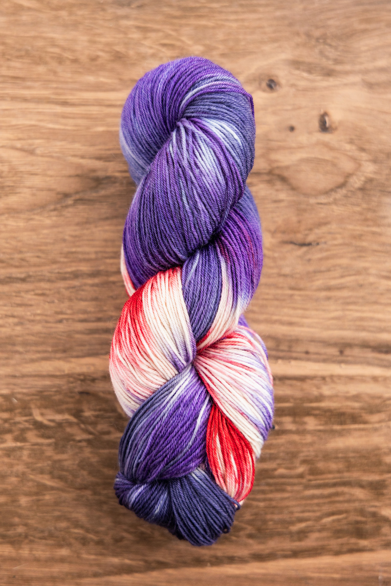 Lizzy Line November Club yarn colourway