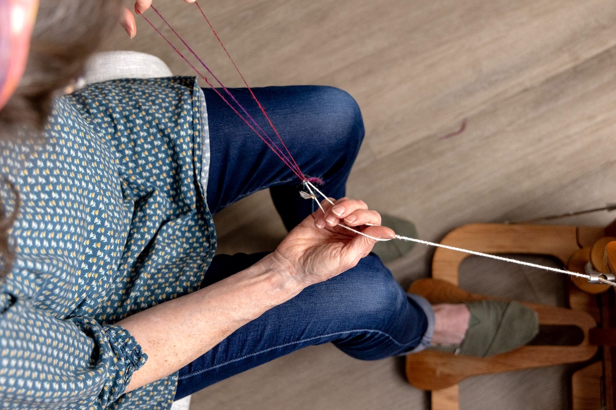 Chain plying on a wheel step 3