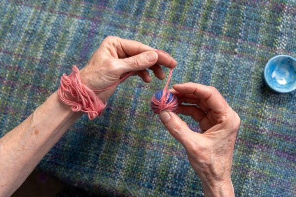 How to use a plying bracelet step 4