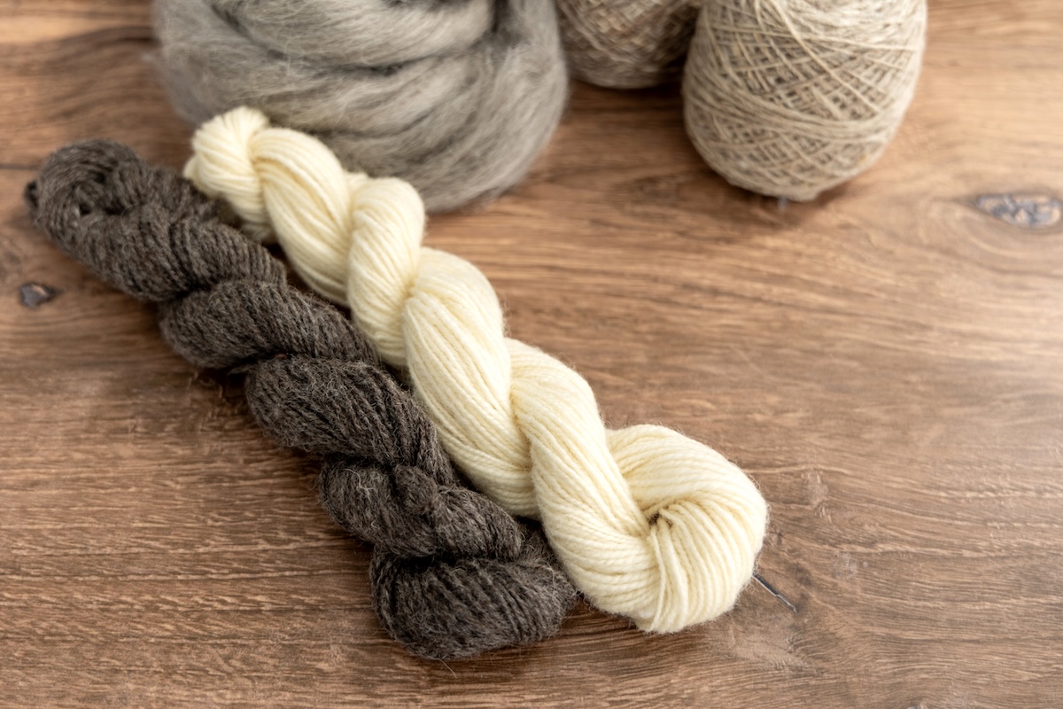 wet-finished handspun yarn measured