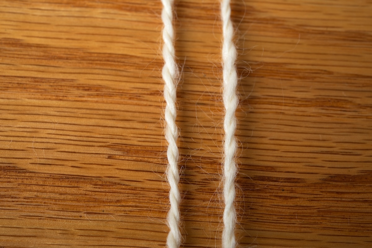 How to identify the twist direction: S twist slopes top left to bottom right, while Z twist slopes top right to bottom left.