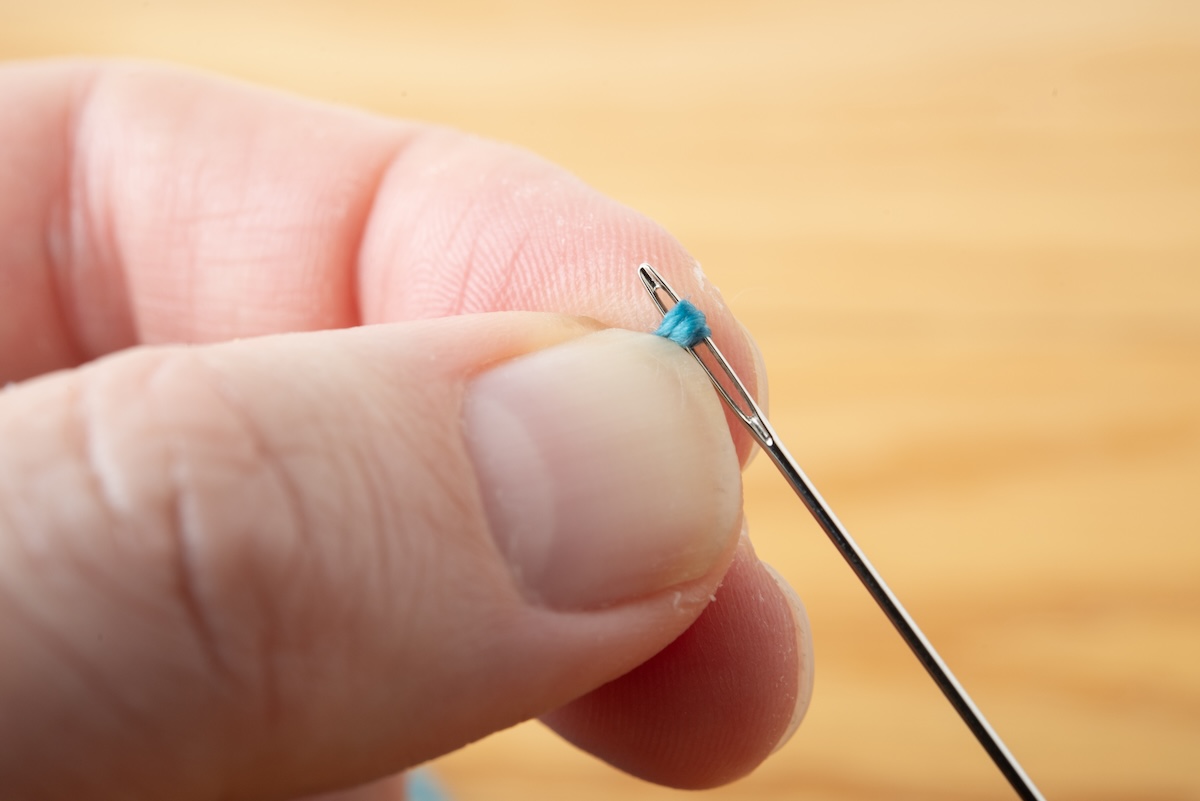 Threading Your Darning Needle step one