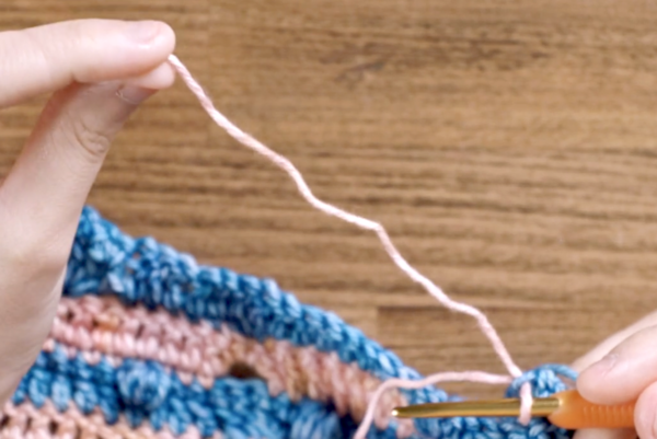 1-new yarn colour tail