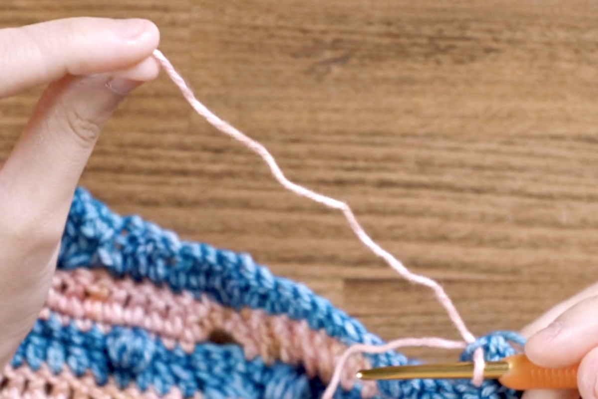 1-new yarn colour tail
