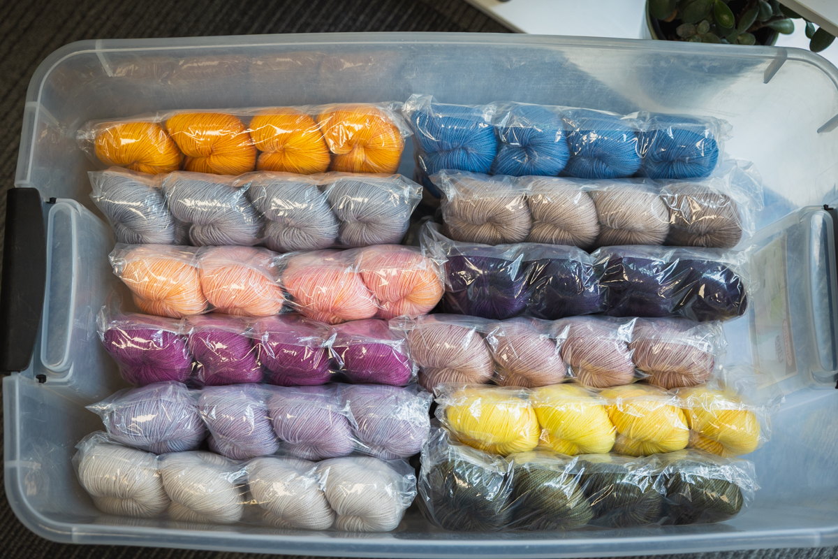 Yarn clearly organized 
