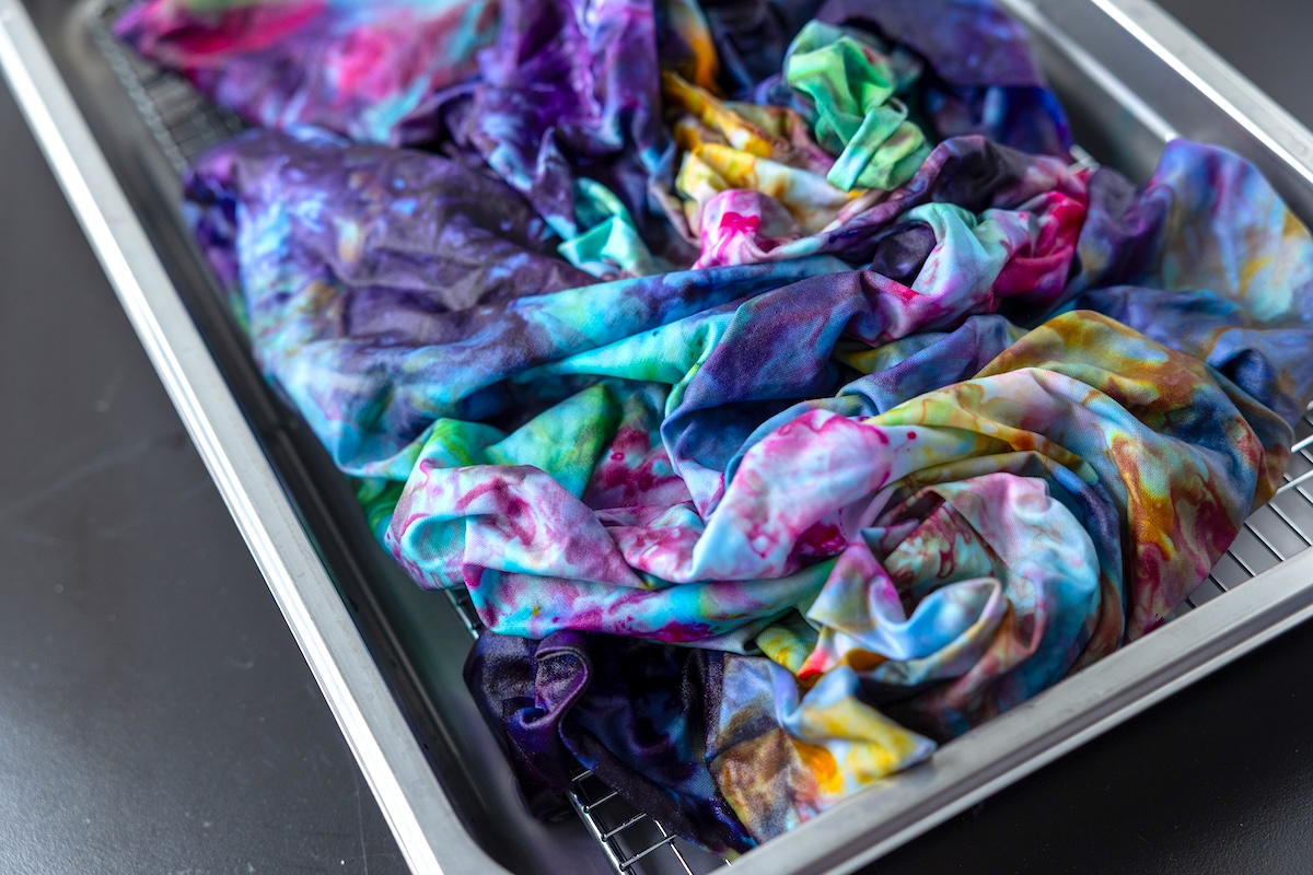 fabric ice dyed with fibre-reactive dyes