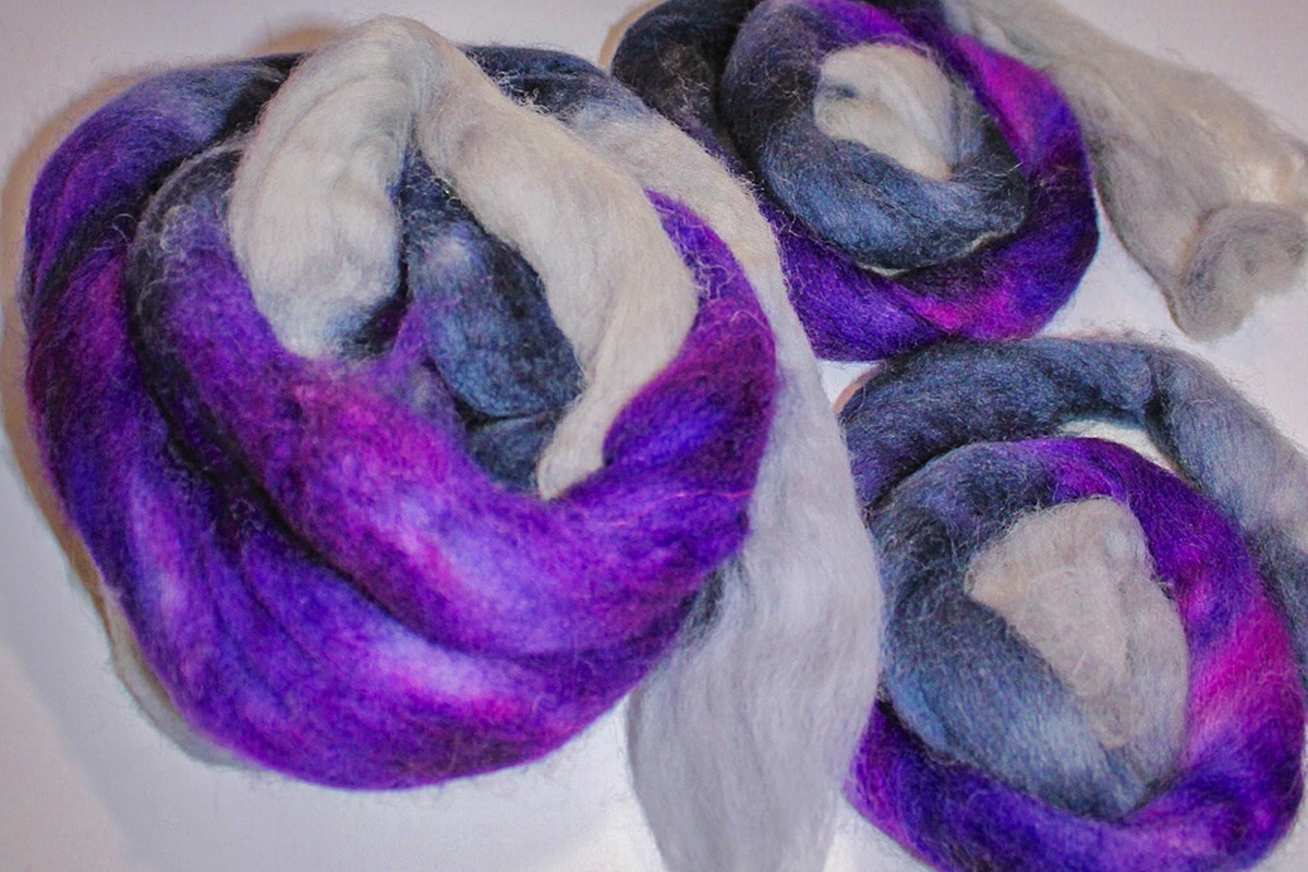 Hand-dyed fibre
