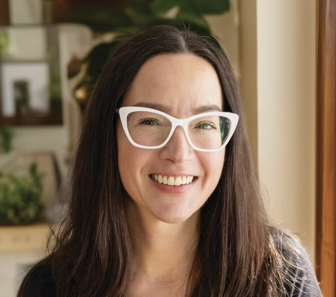 Lisa Graves