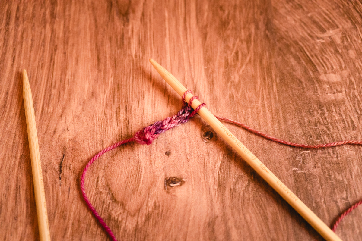 Knitting i-cord by hand