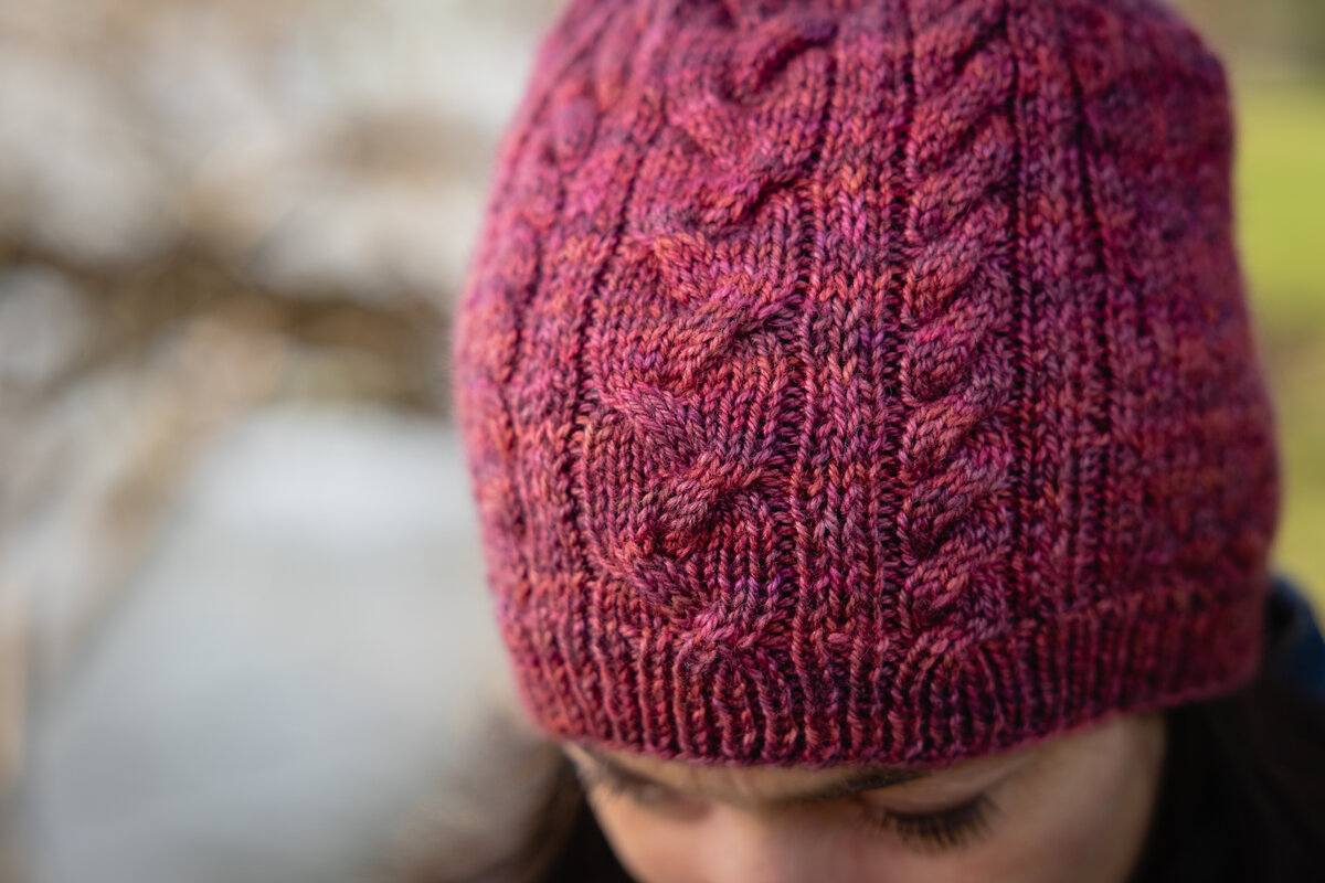 Horseshoe Bay Hat; cable knitting