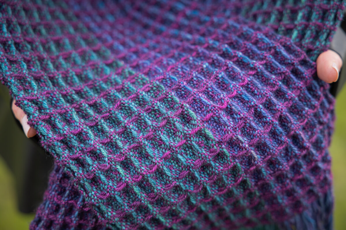 Design by Felicia Lo Woven in Trifecta Fine: Odyssey, Atlantis (warp) and Luna (weft) Model: Greta Cornejo Photos: Brigid Zurock