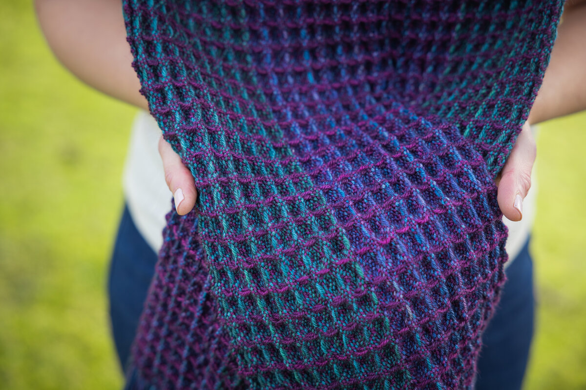 Design by Felicia Lo Woven in Trifecta Fine: Odyssey, Atlantis (warp) and Luna (weft) Model: Greta Cornejo Photos: Brigid Zurock