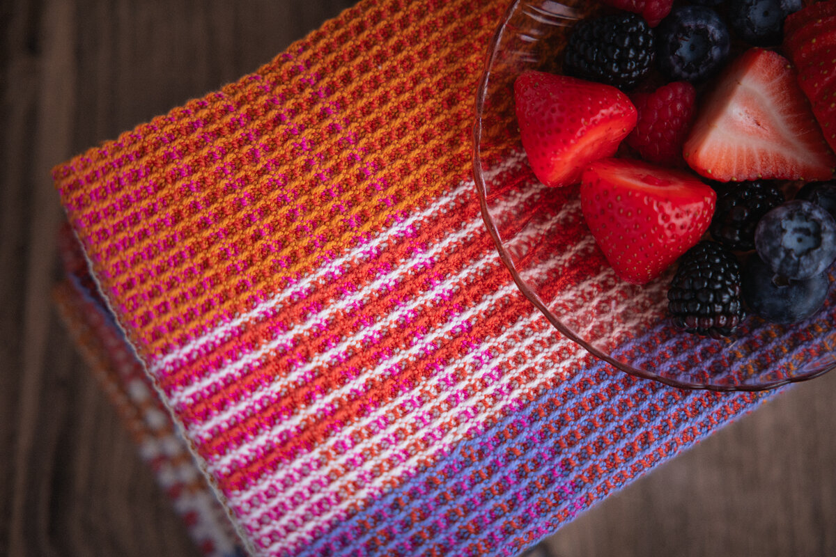 Design and weaving by Felicia Lo Woven in Maurice Brassard 8/2 Cotton