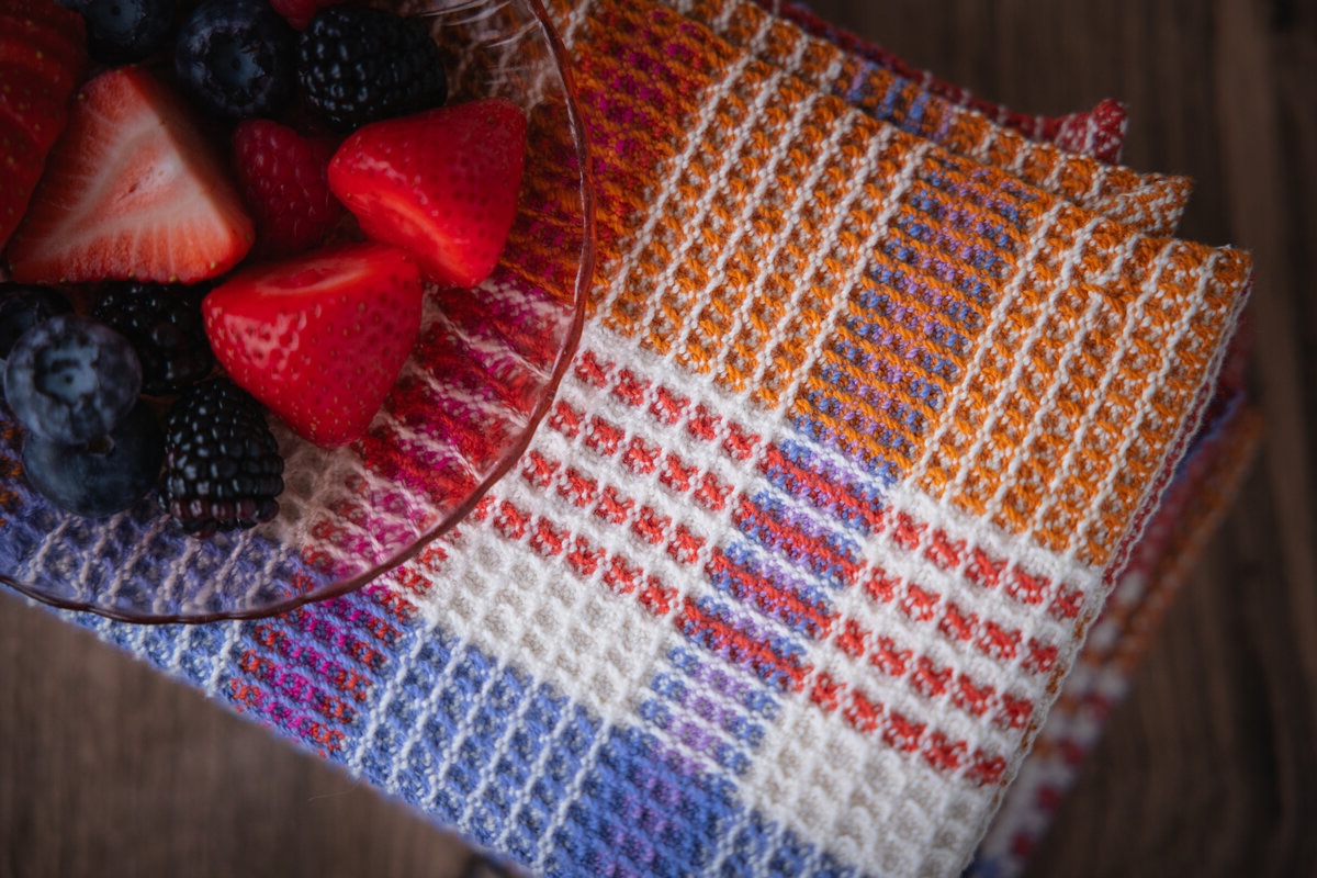 Design and weaving by Felicia Lo Woven in Maurice Brassard 8/2 Cotton