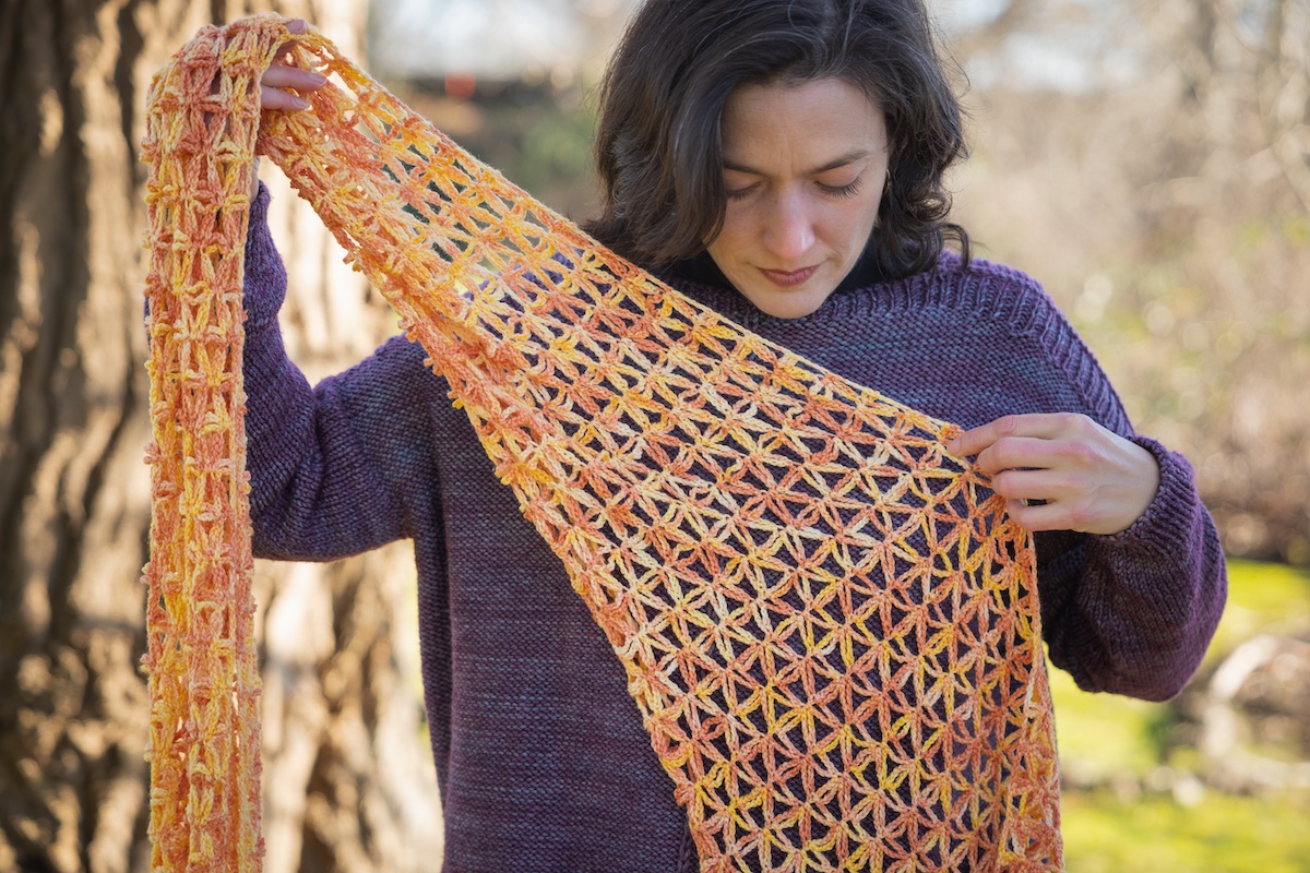 Crochet scarf in Club yarn