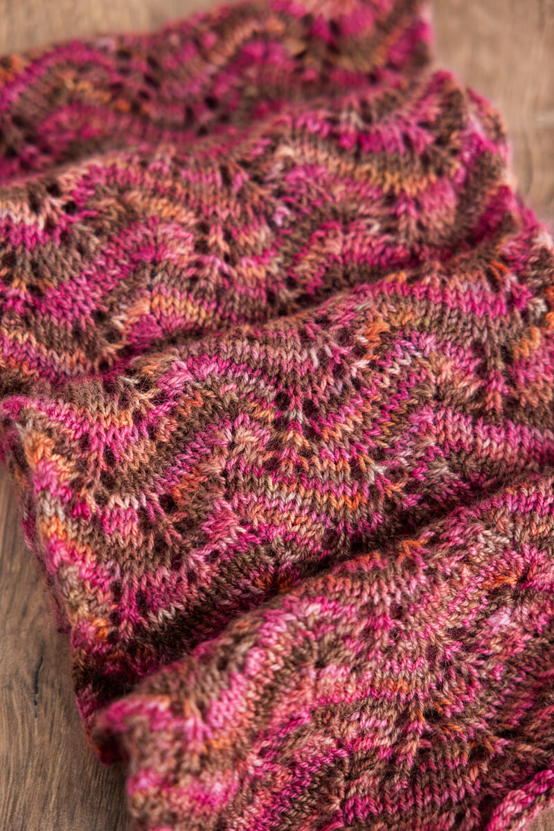 Design by Felicia Lo Knit in September 2025 Club 'Apple Picking' in Trifecta Fine