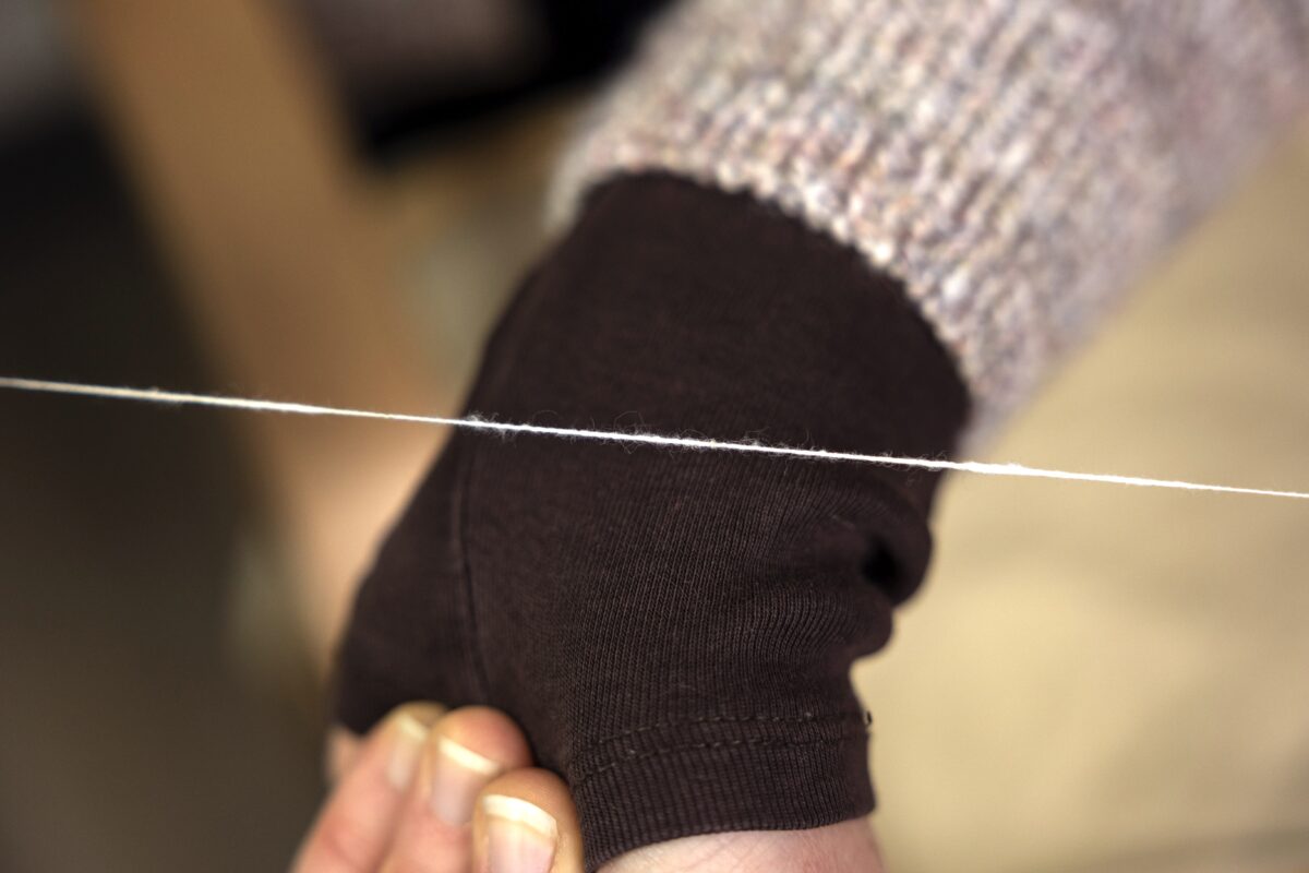 Checking singles while spinning