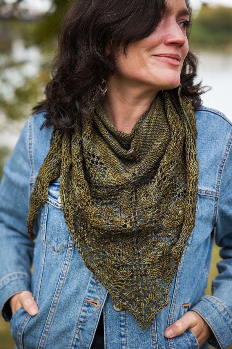 Twig triangular shawl lace knitting pattern