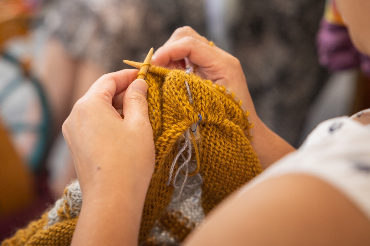 Knitting with hand-dyed yarn